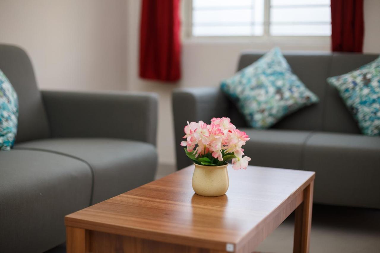 Misty Meridian Serviced Apartments Bangalore Esterno foto